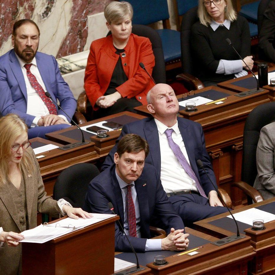 End of consumer carbon tax leaves $1.5-billion hole in B.C. budget